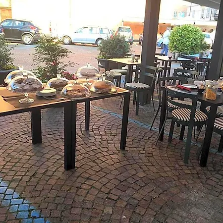 Nocleg ze śniadaniem Vinoteca La Sacrestia 4*