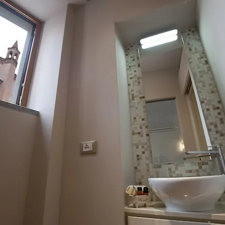 Vinoteca La Sacrestia