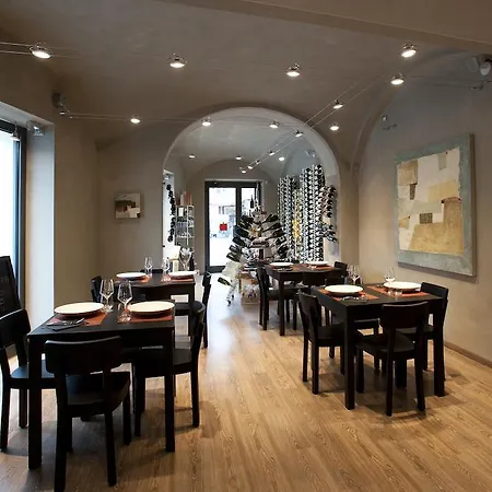 Vinoteca La Sacrestia