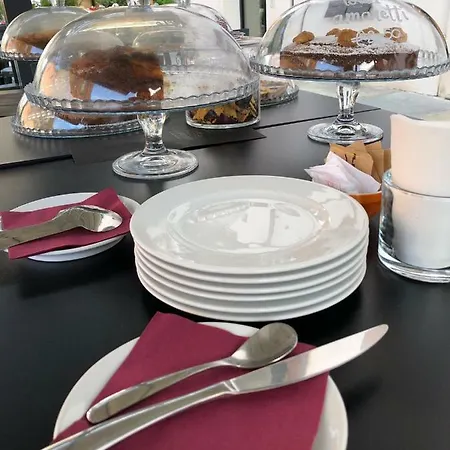 Vinoteca La Sacrestia Nocleg ze śniadaniem 4*