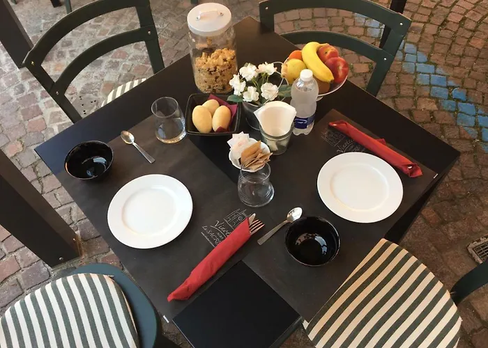 Vinoteca La Sacrestia 4*