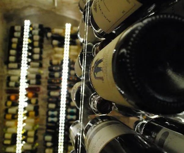 Vinoteca La Sacrestia Bed and breakfast 4*