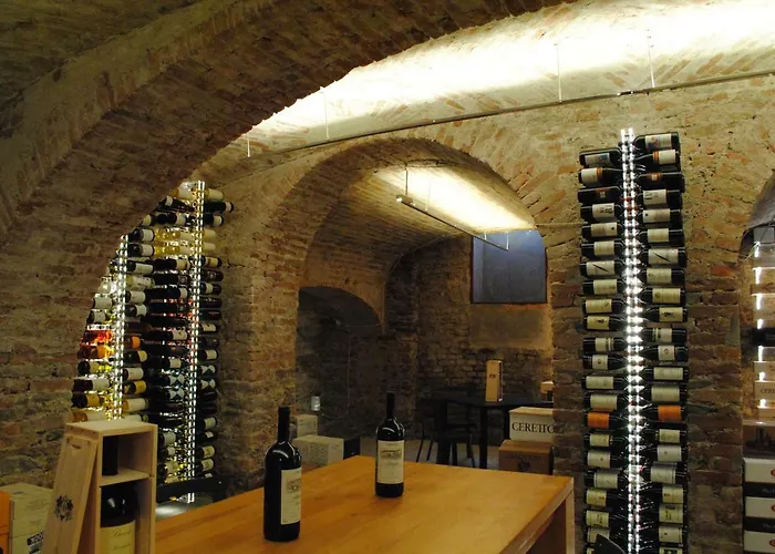 Vinoteca La Sacrestia 4*